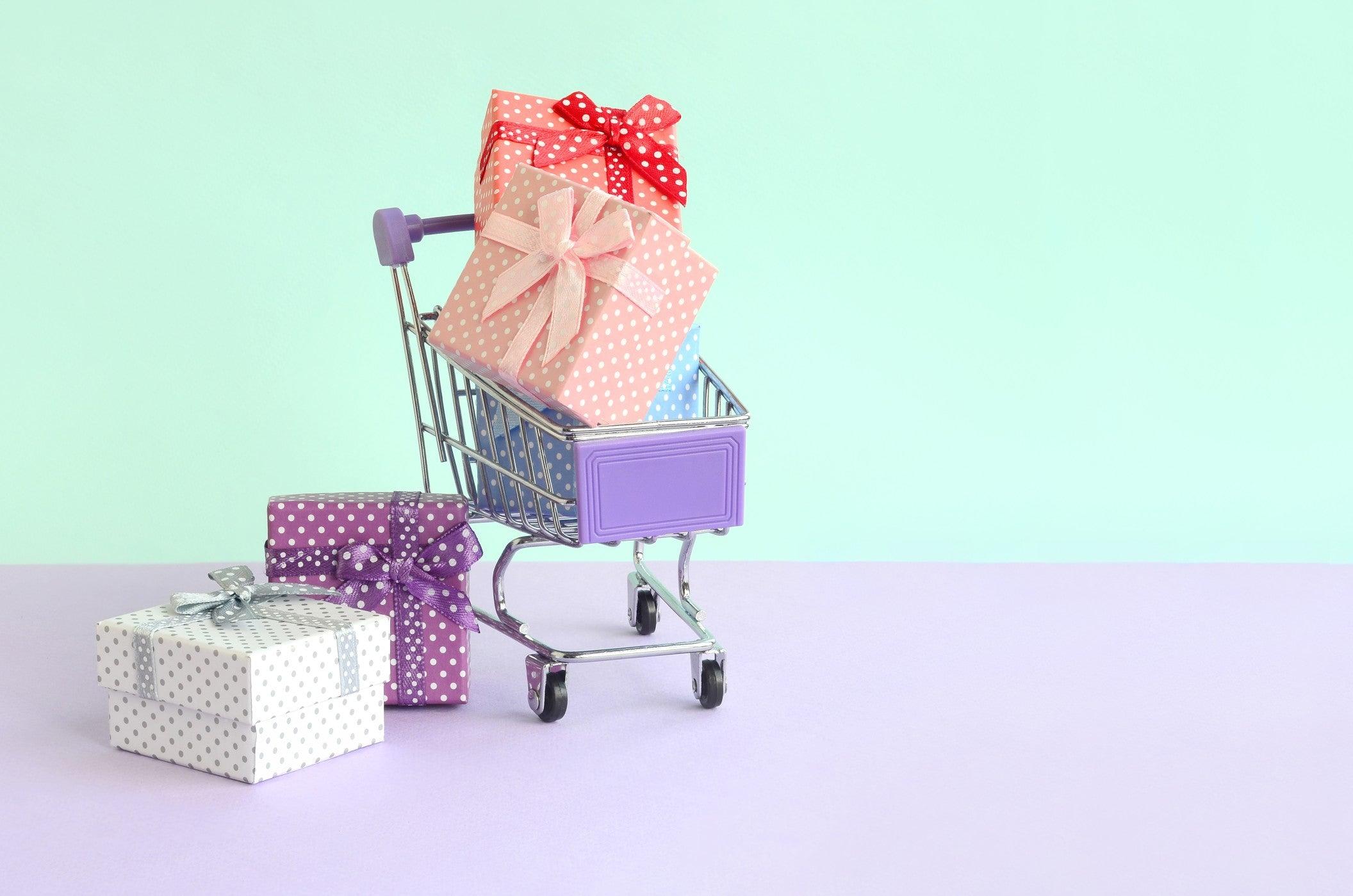 Brilliant customised gifting ideas with us! - Travelsleek