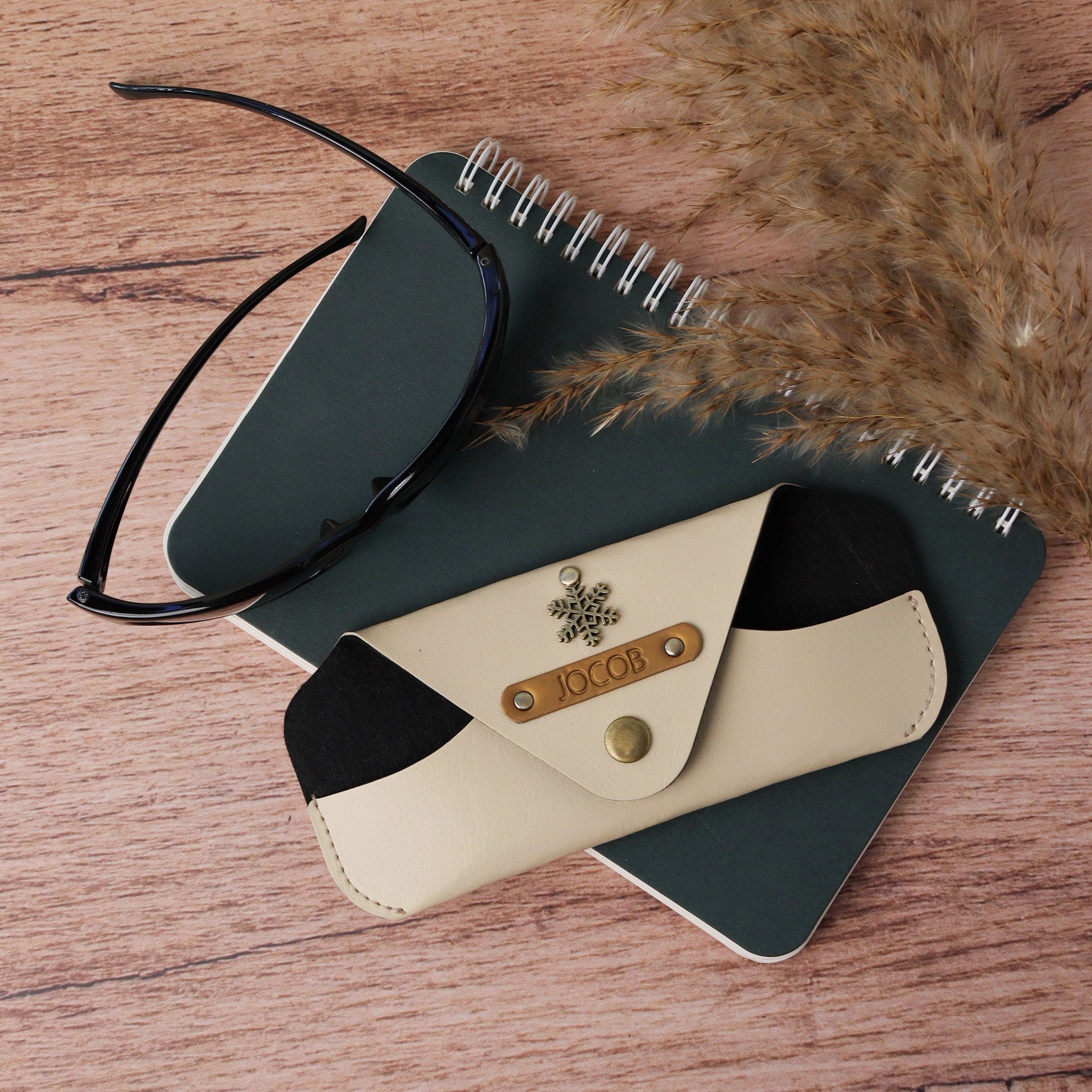 Customised Eye Wear Case, Sunglass Cover, Leather Sunglass Case